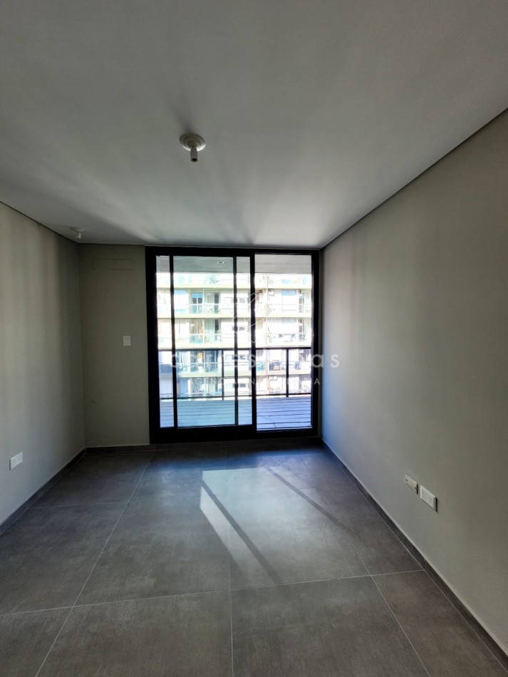 NUEVA CORDOBA DEPTO 2 DORM C/BALCON TERRAZA + 2 BAÑOS COMPLETOS