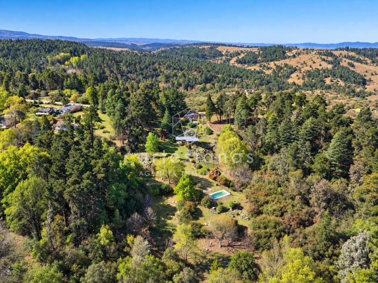 VILLA BERNA. EN VENTA PROPIEDAD DE 2,5 HECTAREAS CON 2 CABAÑAS.