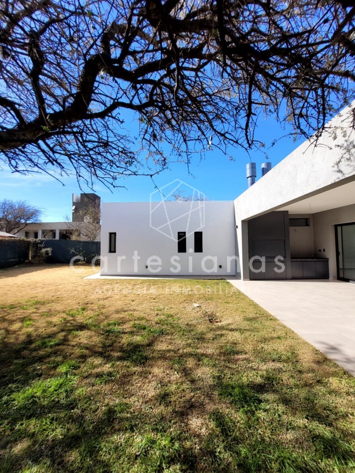 LAS CAÑITAS BARRIO PRIVADO CASA A ESTRENAR!!