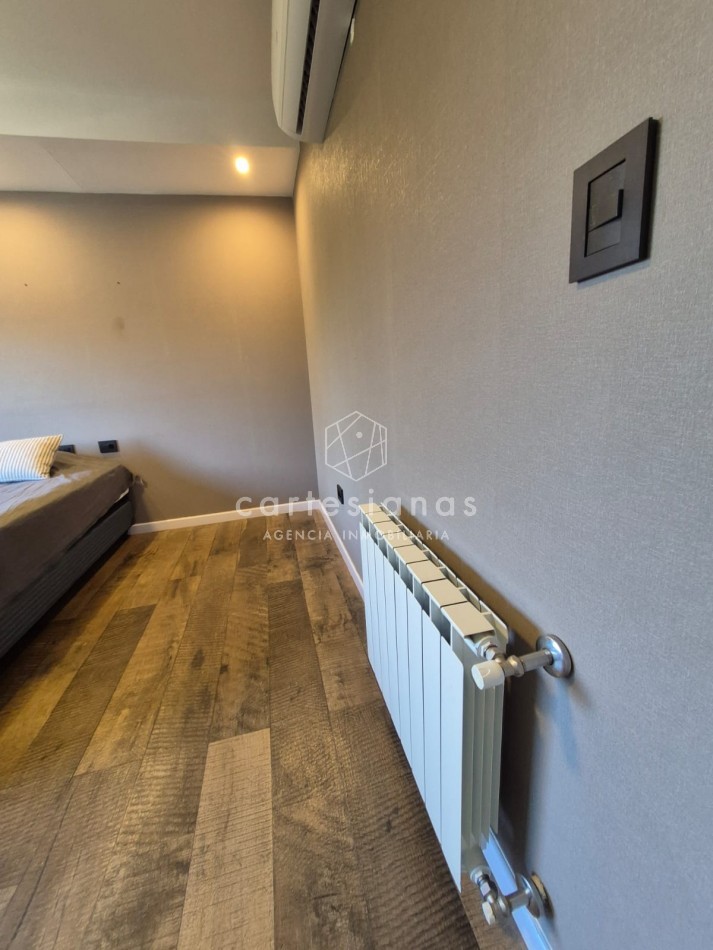 CINCO LOMAS. ALQUILER AMOBLADO ANUAL. CASA DE 3 DORM/ESCRIT/GYM/PILETA