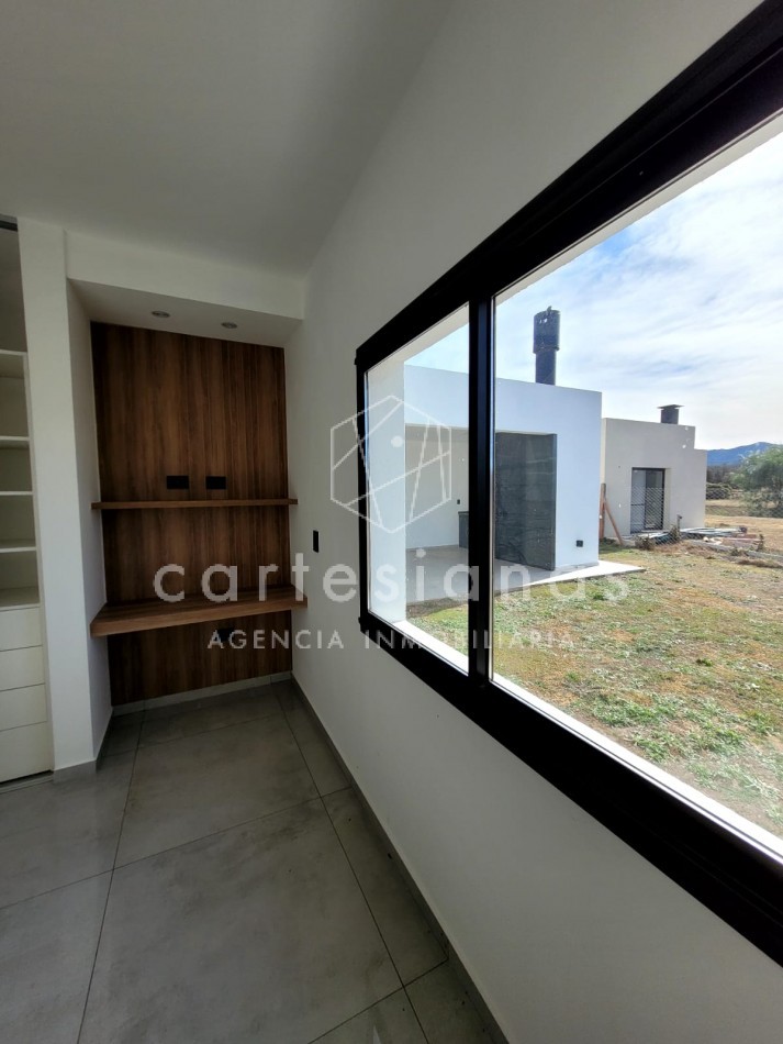 BARRIO PRIVADO LAS CAÑITAS CASA DE DISEÑO 3 DORM