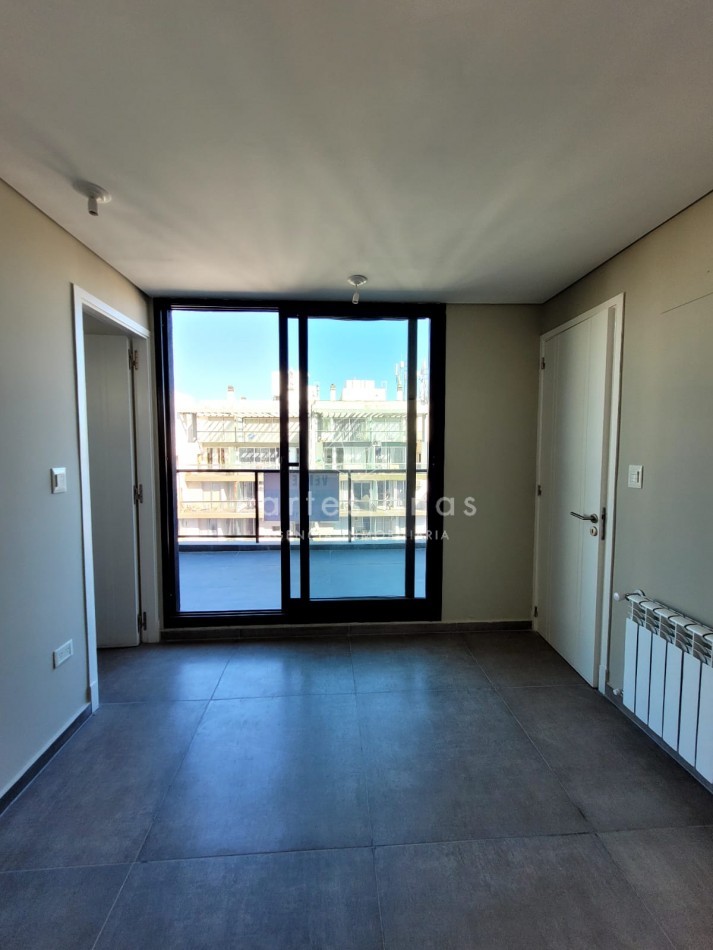 NUEVA CORDOBA DEPTO 1 DORM C/BALCON TERRAZA + LAVADERO