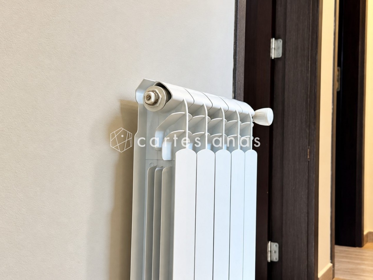 CASA EN PLANTA BAJA. RIBERAS DE MANANTIALES. 3 DORM + ESCR. PILETA CLIMATIZADA. PLANOS Y ESCRITURA