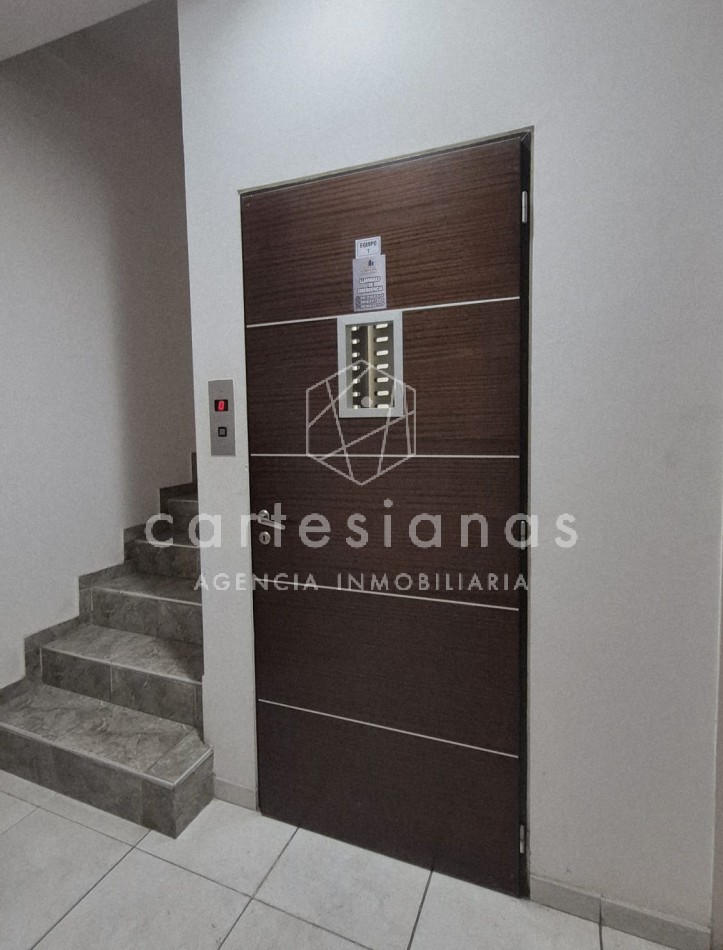 VILLA CARLOS PAZ. CENTRO. DEPTO 2 DORM/2 BAÑOS/COCH. AMENITIES. ESCRITURA/PLANOS.