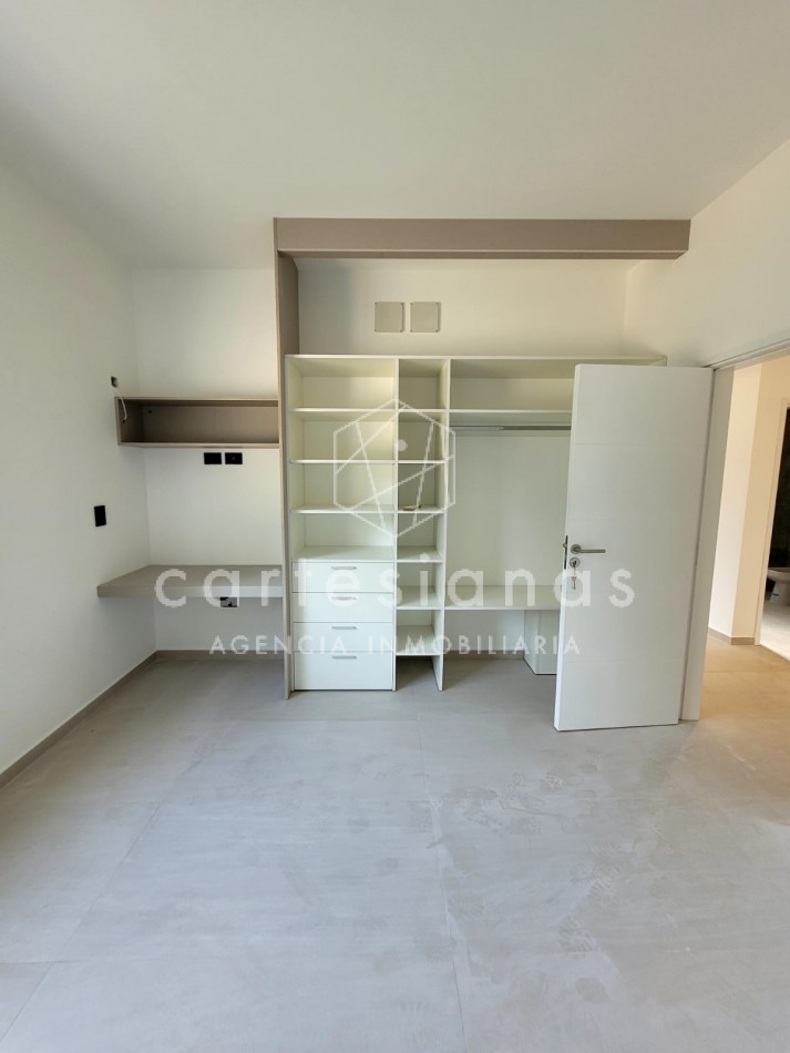 APTO CREDITO HIPOTECARIO LAS CAÑITAS BARRIO PRIVADO CASA DE 2 DORM +ESCRITORIO