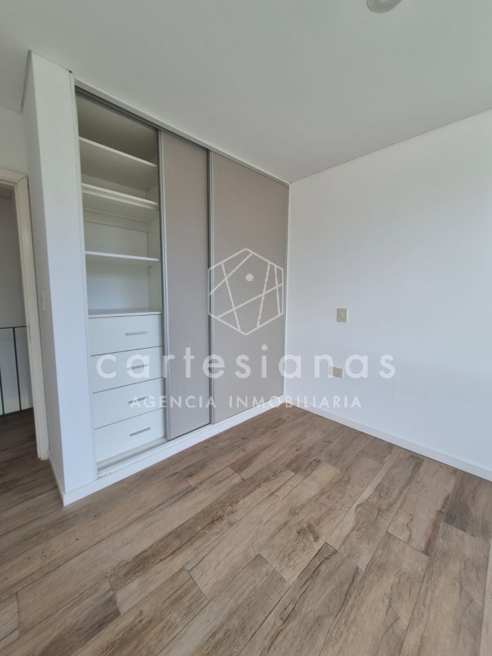 HOUSING LA CAROLINA H2 CASA DE 3 DORM EN VENTA
