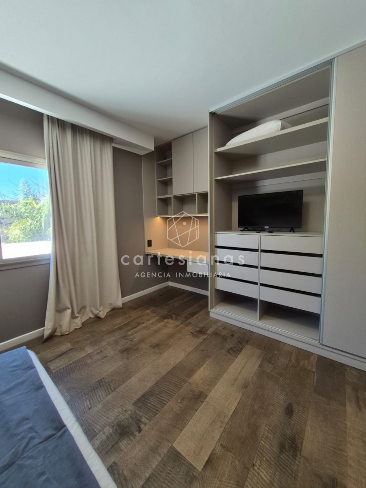 CINCO LOMAS. ALQUILER AMOBLADO ANUAL. CASA DE 3 DORM/ESCRIT/GYM/PILETA