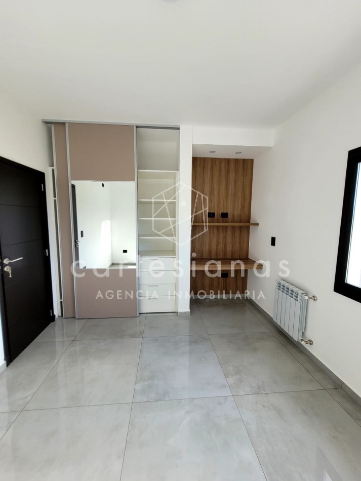 BARRIO PRIVADO LAS CAÑITAS CASA DE DISEÑO 3 DORM