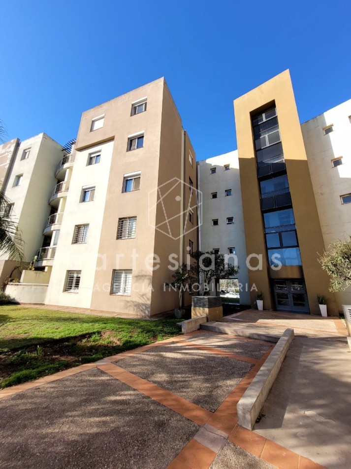 BALCONES DEL CHATEAU DEPTO 3 DORM C/DOS BALCONES
