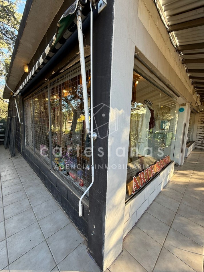 LOCAL COMERCIAL EN ALQUILER SOBRE AV. MARTIN TISSERA | MENDIOLAZA