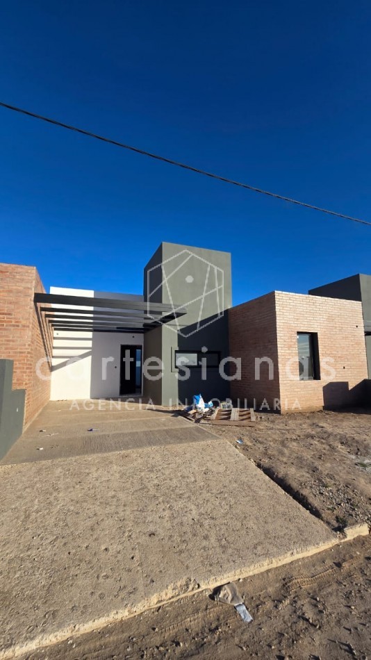 MUY LINDO DUPLEX 2 DORM + ESCRITORIO