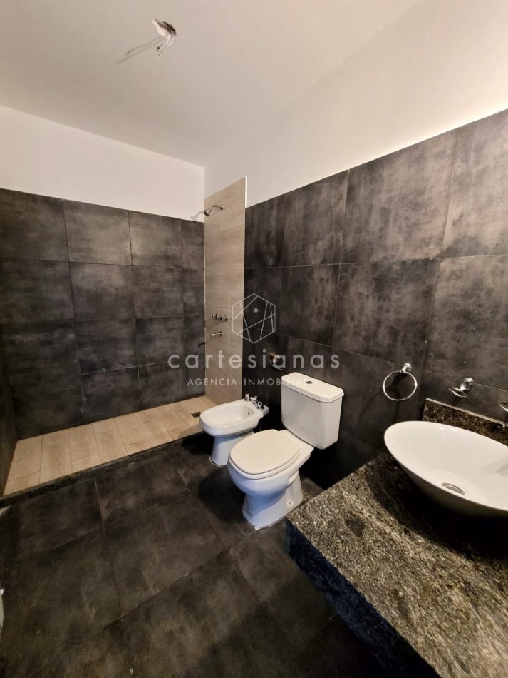 DUPLEX DE 3 DORM CON HERMOSAS VISTAS EN BARRIO PRIVADO LA CUESTA