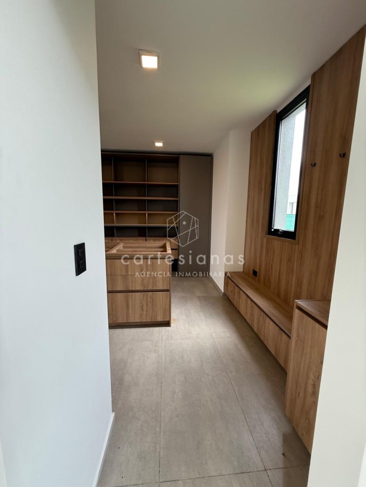 CHACRAS DE LA VILLA CASA DE 3 DORM EN UNA SOLA PLANTA