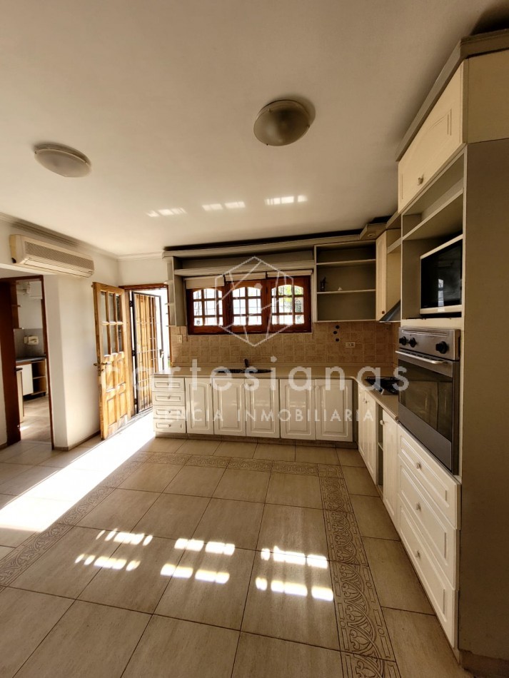 APTO CREDITO. CASA 3 DORM PARQUE HORIZONTE