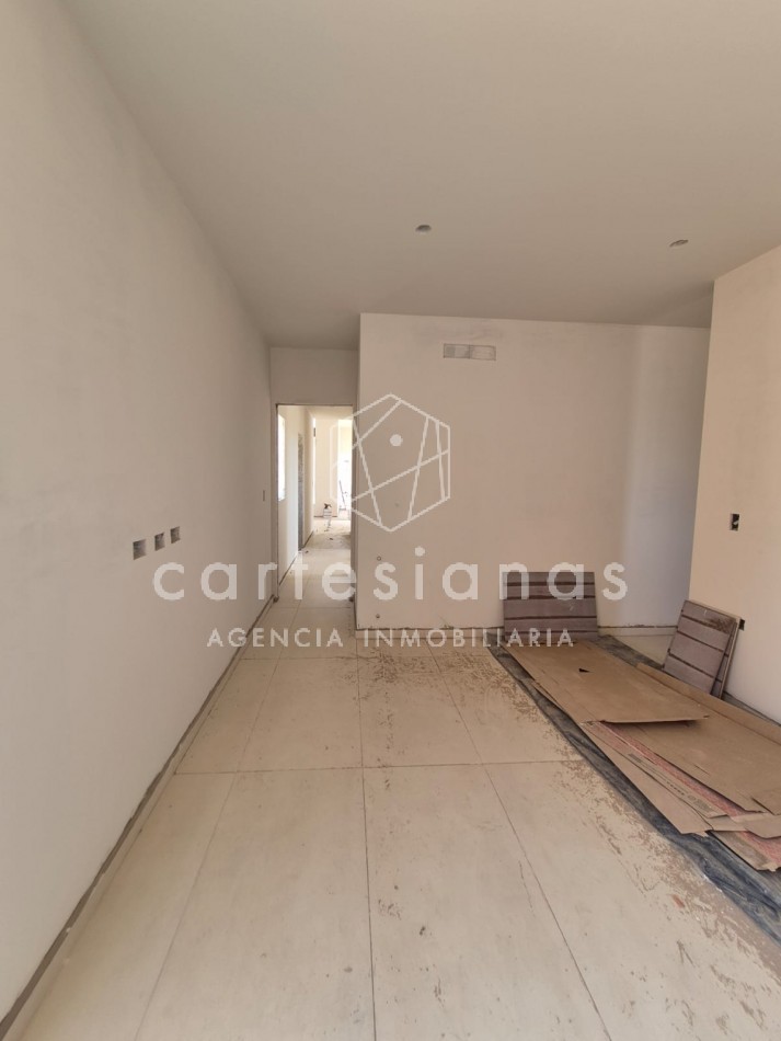 CASA EN PLANTA BAJA DE 3 DORMITORIOS. NOBU/DOCTA.