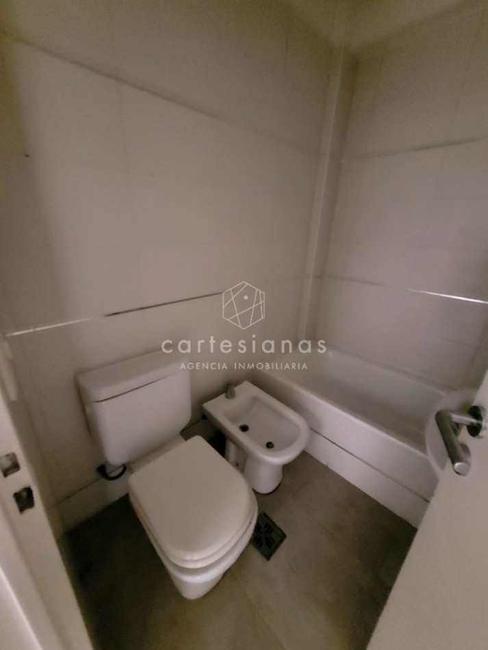 DEPTO 1 DORM C/PATIO SOBRE CALLE LAPRIDA | OBSERVATORIO