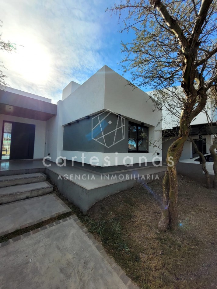 LAS CAÑITAS BARRIO PRIVADO CASA A ESTRENAR!!