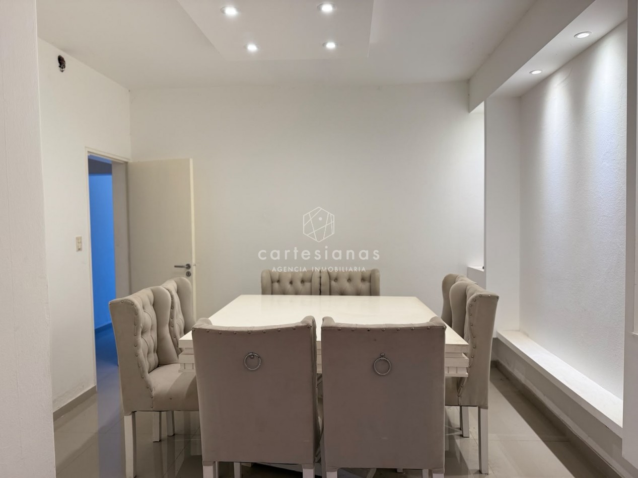 ALTOS DE VILLA CABRERA | CASA DE 4 DORM CON PATIO Y PILETA 