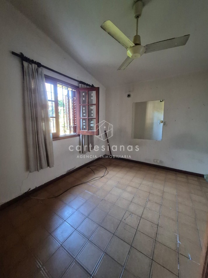 CASA DE 3 DORM+PLAYROOM+OFICINA C/INGRESO INDEP+QUINCHO + DEPENDENCIA - APTO OFICINA/CONSULTORIOS