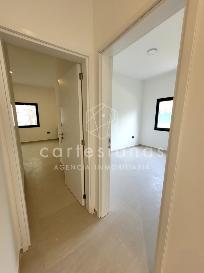 APTO CREDITO HIPOTECARIO LAS CAÑITAS BARRIO PRIVADO CASA DE 2 DORM +ESCRITORIO