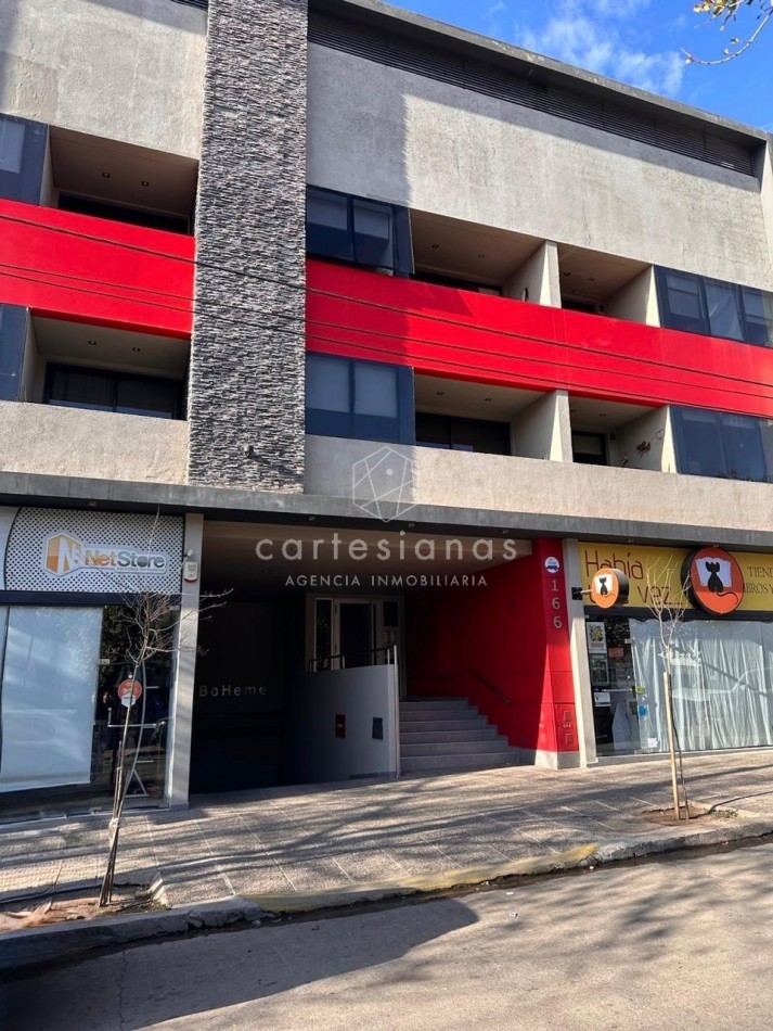 TU DEPTO DE 1 DORM EN PLENO CENTRO DE CARLOS PAZ| C/COCHERA| PILETA| GYM| QUINCHO