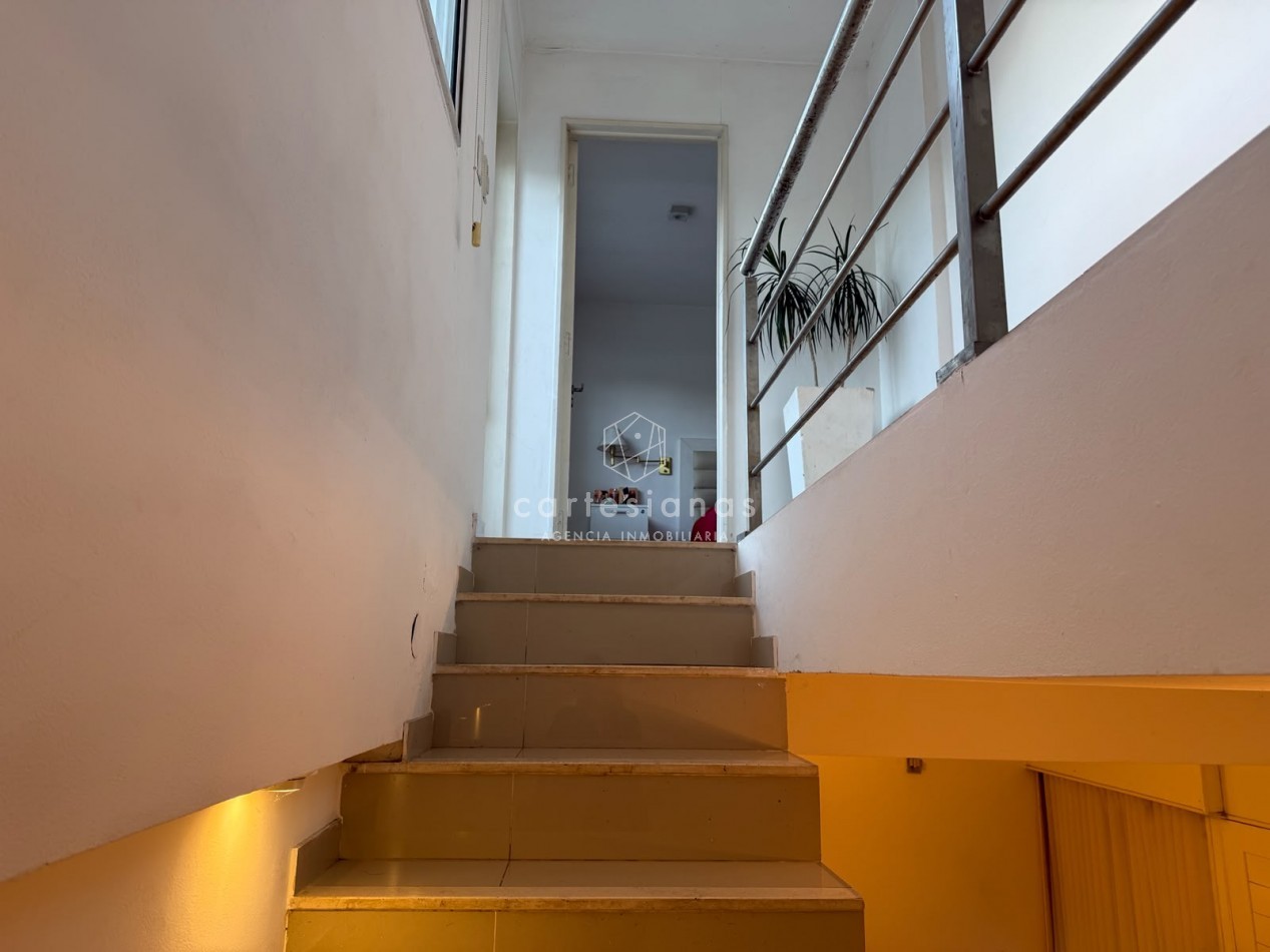 ALTOS DE VILLA CABRERA | CASA DE 4 DORM CON PATIO Y PILETA 