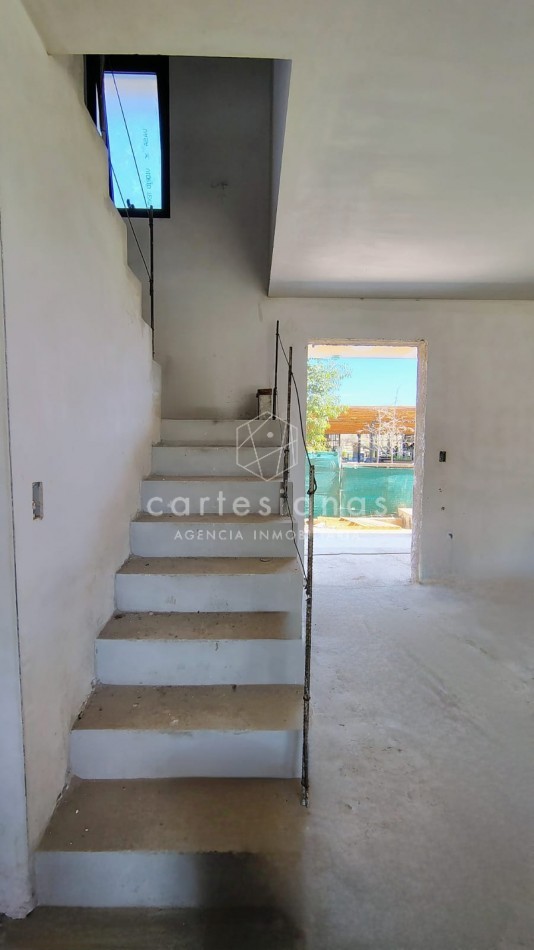 TORRENTES DEPTO DUPLEX 2 DORM C/CH MANANTIALES