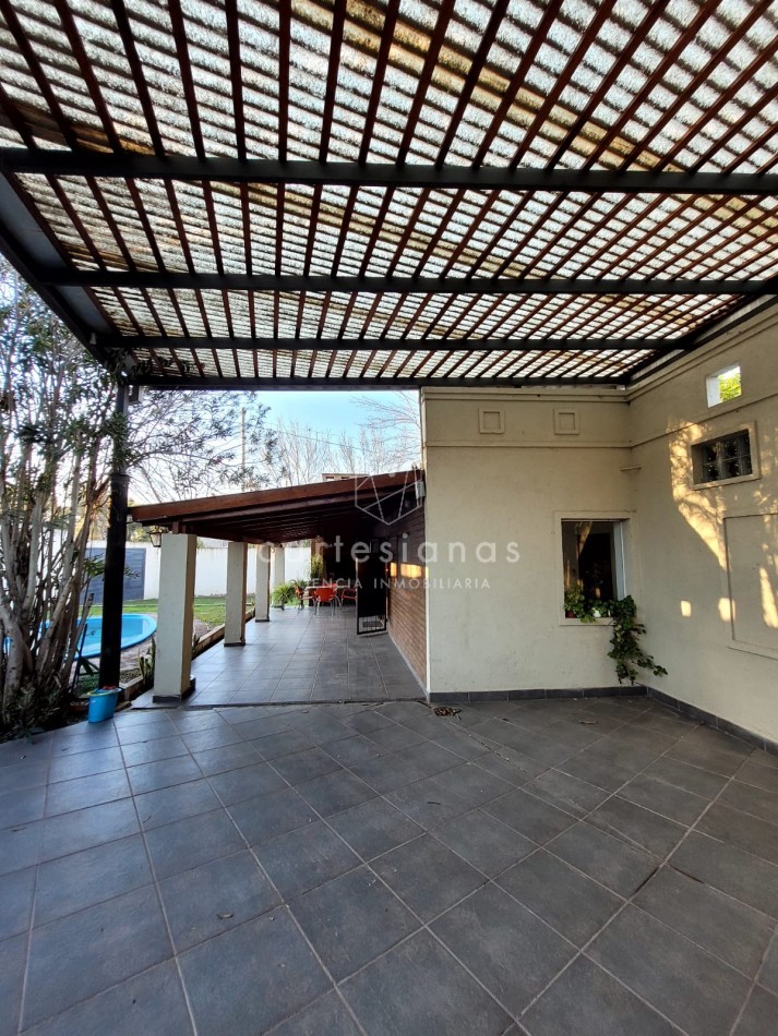 VILLA RIVERA INDARTE | CASA EN UNA SOLA PLANTA DE 3 DORM C/PILETA 