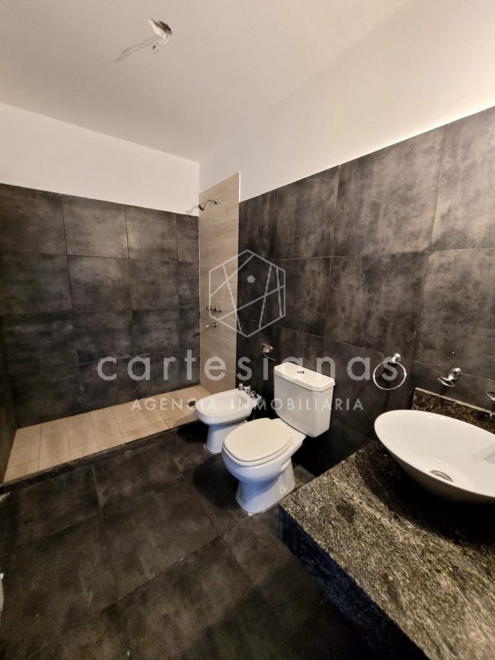 COUNTRY LA CUESTA DUPLEX DE 3 DORM CON HERMOSAS VISTAS!!