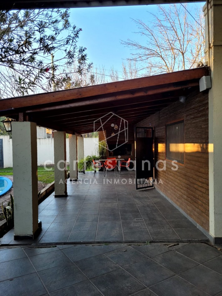 HERMOSA CASA 3 DORM CON/PILETA. VILLA RIVERA INDARTE