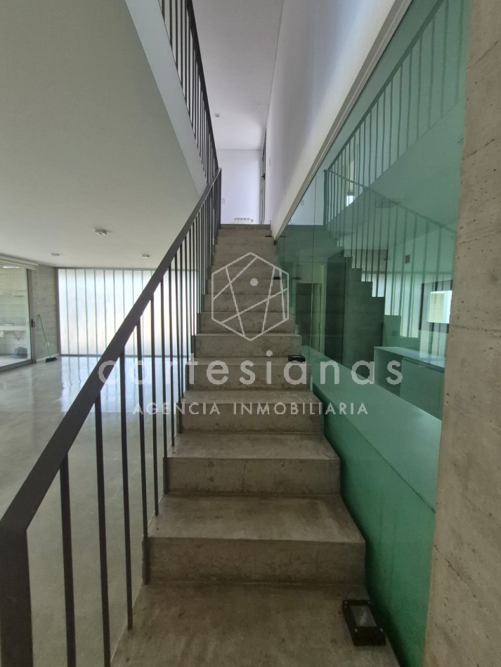 HOUSING LA CAROLINA H2 CASA DE 3 DORM EN VENTA