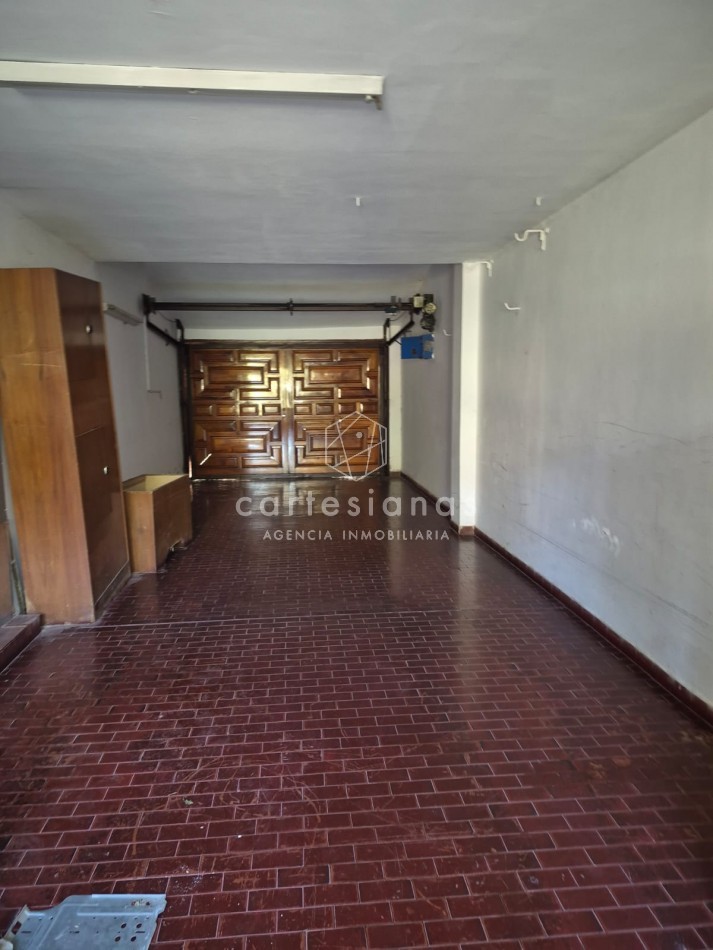 CASA DE 3 DORM+PLAYROOM+OFICINA C/INGRESO INDEP+QUINCHO + DEPENDENCIA - APTO OFICINA/CONSULTORIOS