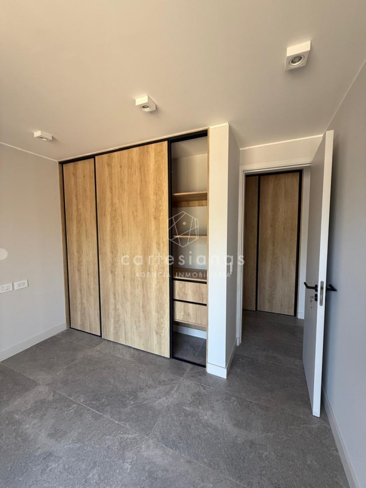 VILLA WARCALDE CASA EN UNA SOLA PLANTA DE 3 DORM EN HOUSING DE CATEGORIA