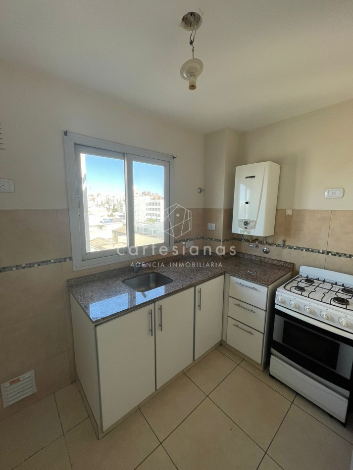 DEPTO 1 DORM C/BALCON AV. EMILIO OLMOS | CENTRO