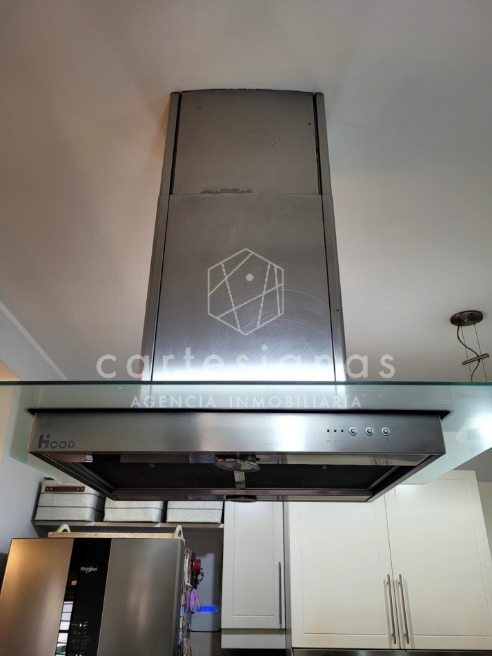 MAIPU 1° SECC HERMOSA CASA DE 4 DORM C/PILETA A POCAS CUADRAS DEL PARQUE SARMIENTO