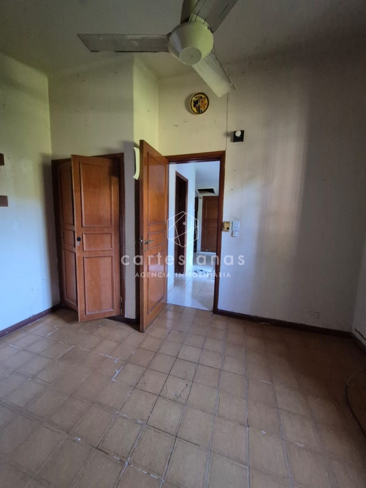 CASA DE 3 DORM+PLAYROOM+OFICINA C/INGRESO INDEP+QUINCHO + DEPENDENCIA - APTO OFICINA/CONSULTORIOS
