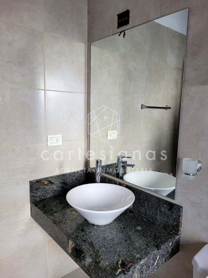 COUNTRY LA CUESTA DUPLEX DE 3 DORM CON HERMOSAS VISTAS!!