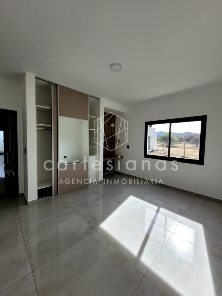 BARRIO PRIVADO LAS CAÑITAS CASA DE DISEÑO 3 DORM