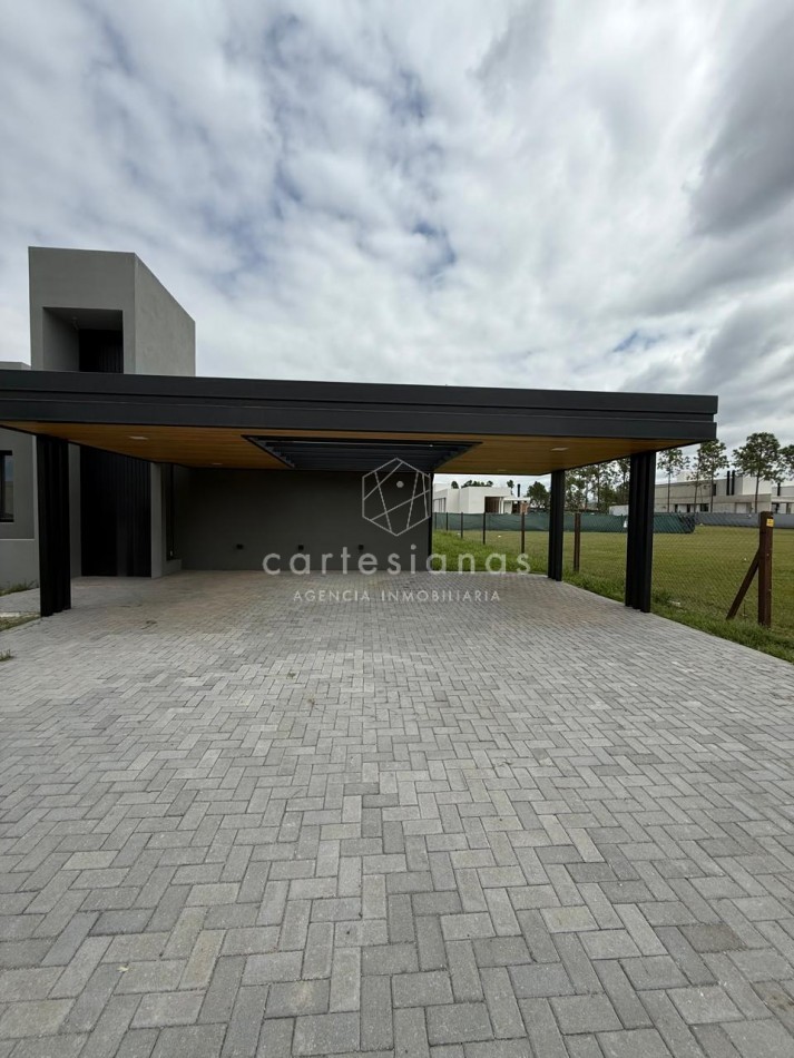 CHACRAS DE LA VILLA CASA DE 3 DORM EN UNA SOLA PLANTA
