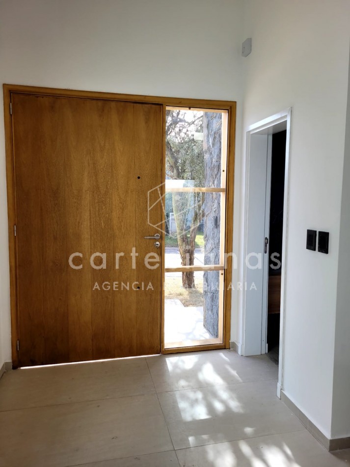APTO CREDITO HIPOTECARIO LAS CAÑITAS BARRIO PRIVADO CASA DE 2 DORM +ESCRITORIO