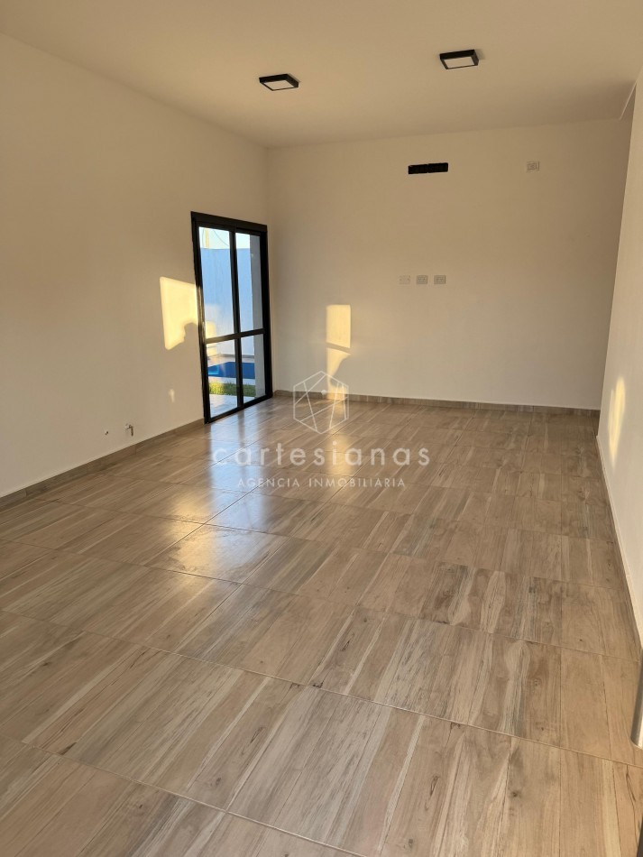 DUPLEX 2 DORM C/PILETA BARRIO NORTE