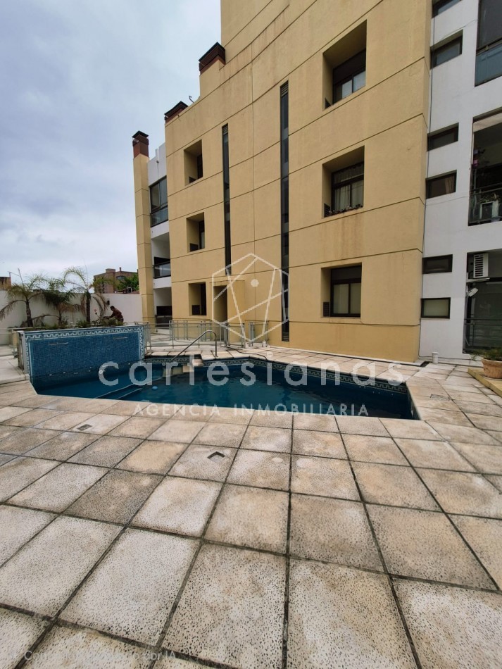VILLA CARLOS PAZ. CENTRO. DEPTO 2 DORM/2 BAÑOS/COCH. AMENITIES. ESCRITURA/PLANOS.