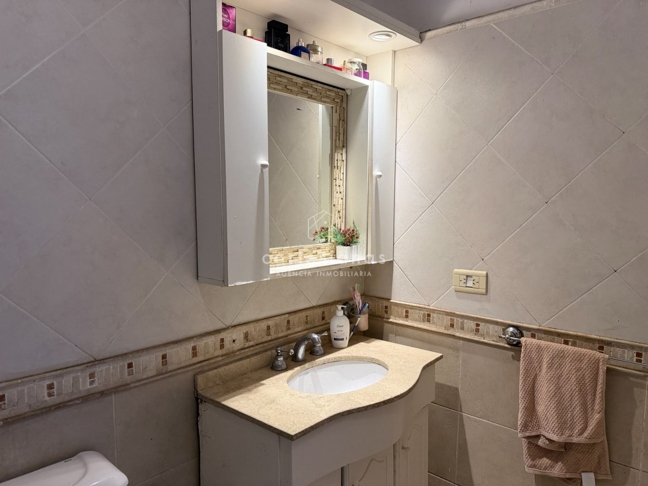 ALTOS DE VILLA CABRERA | CASA DE 4 DORM CON PATIO Y PILETA 