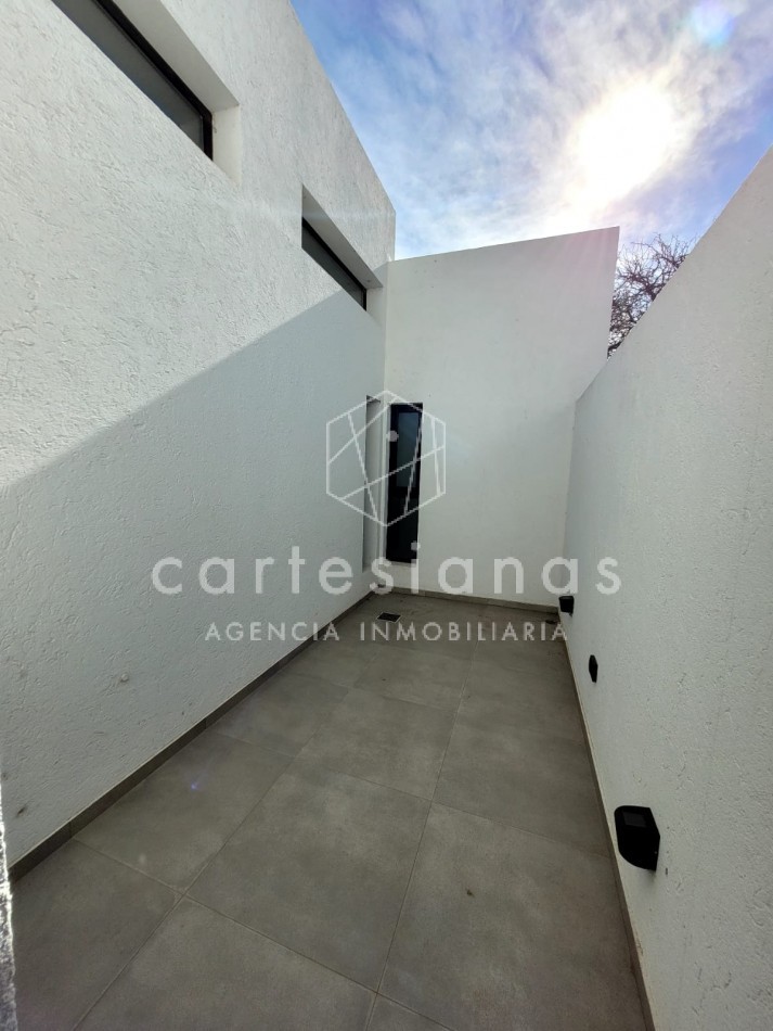 LAS CAÑITAS BARRIO PRIVADO CASA A ESTRENAR!!