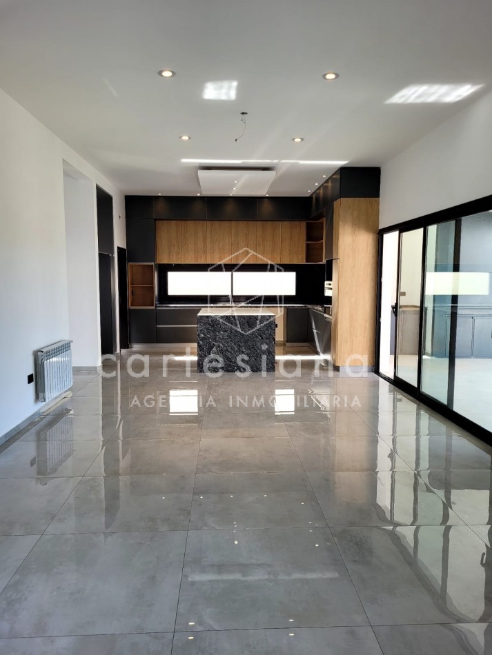 BARRIO PRIVADO LAS CAÑITAS CASA DE DISEÑO 3 DORM