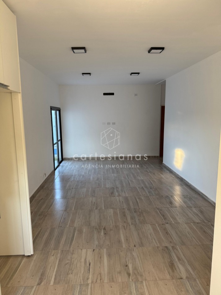 DUPLEX 2 DORM C/PILETA BARRIO NORTE