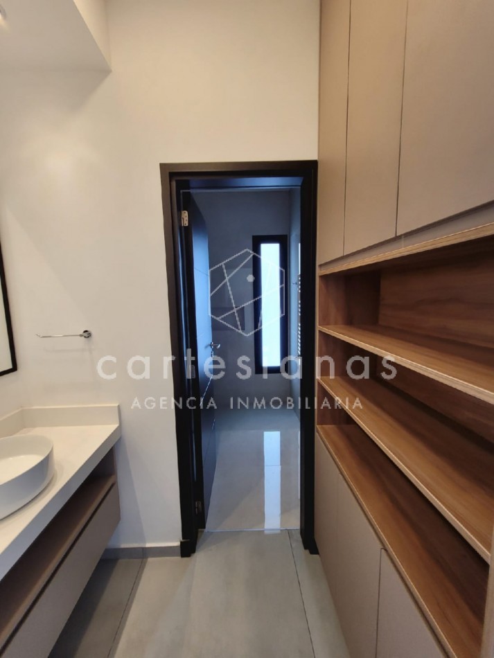 BARRIO PRIVADO LAS CAÑITAS CASA DE DISEÑO 3 DORM
