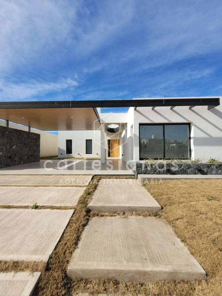 BARRIO PRIVADO LAS CAÑITAS CASA DE DISEÑO 3 DORM