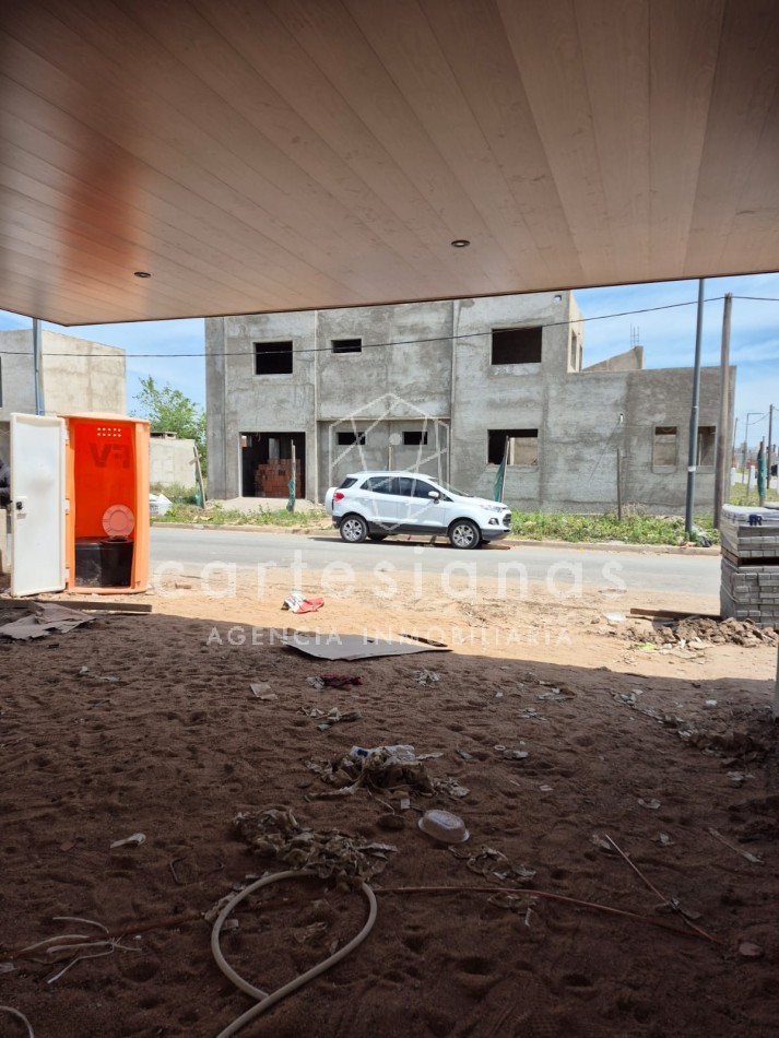 CASA EN PLANTA BAJA DE 3 DORMITORIOS. NOBU/DOCTA.