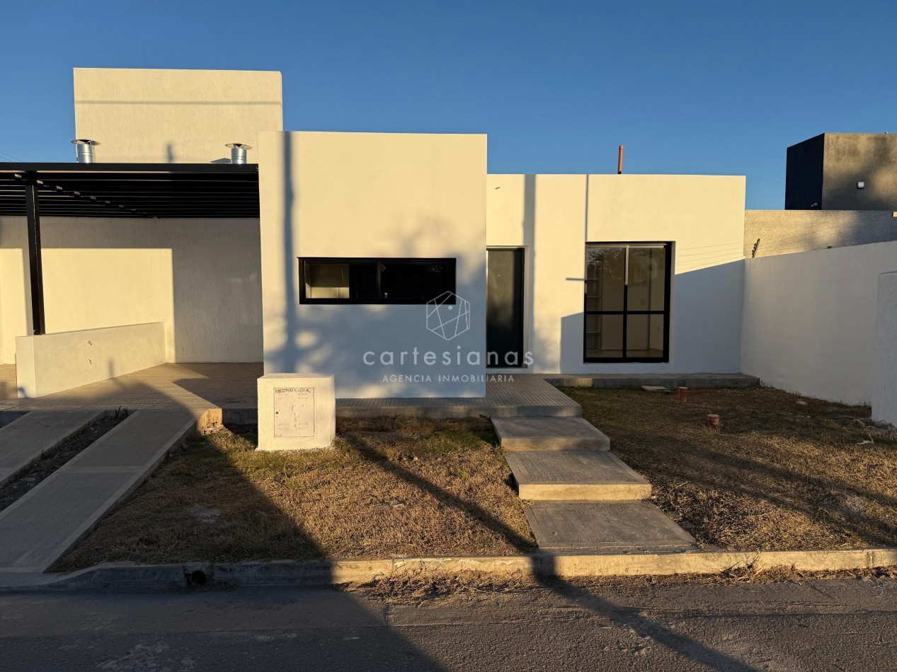 DUPLEX 2 DORM C/PILETA BARRIO NORTE
